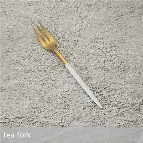 White Gold Cutlery Set